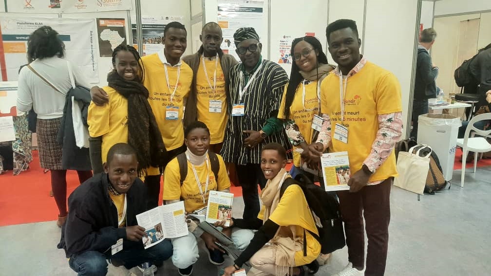 Mr. Bodéa in Marseille, during AFRAVIH, with the Young Ambassadors of the Grandir Ensemble network... he had received some of them in November 2018 in Accra at the SAA headquarters for their advocacy on more visibility