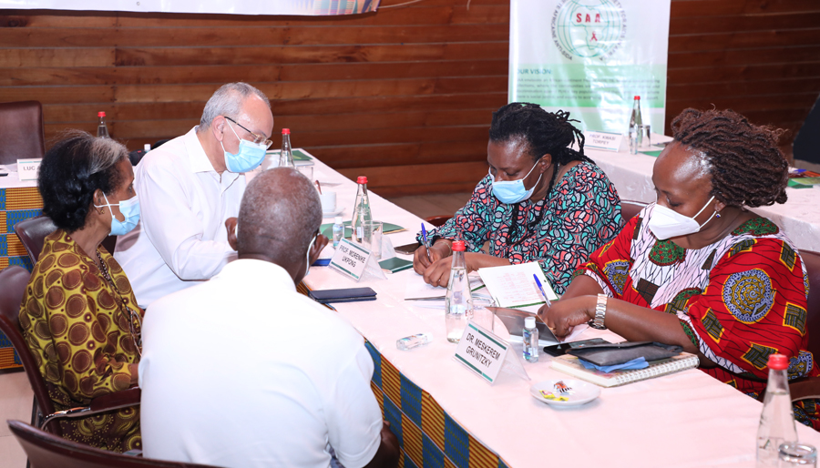 Group Discussion: From left: Mr Bernard Kadasi, Facilitator; Dr. Meskerem Grunitzky, SAA Board Trustee; Professor Mohamed Chakroun, Vice President; Prof. Morenike Oluwatoyin Ukpong, Treasurer; Hon. Wamala Florence Nambozo, Deputy Treasurer.