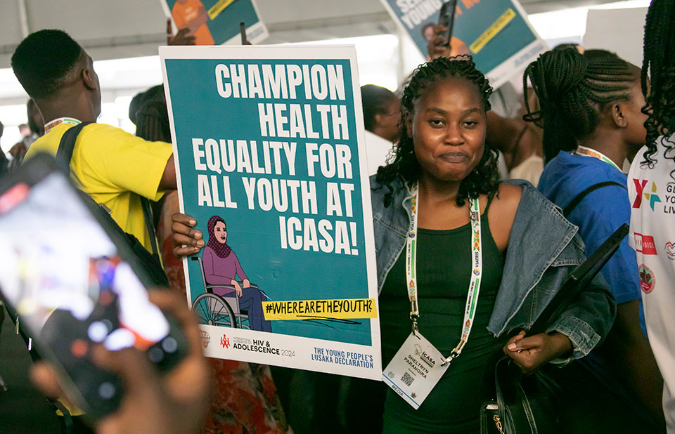 To end AIDS in Africa, UNAIDS urges governments and partners to ramp up the response to HIV